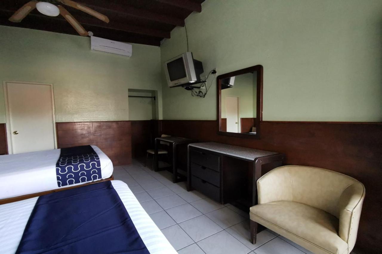 Capital O Hotel America Ensenada Zewnętrze zdjęcie